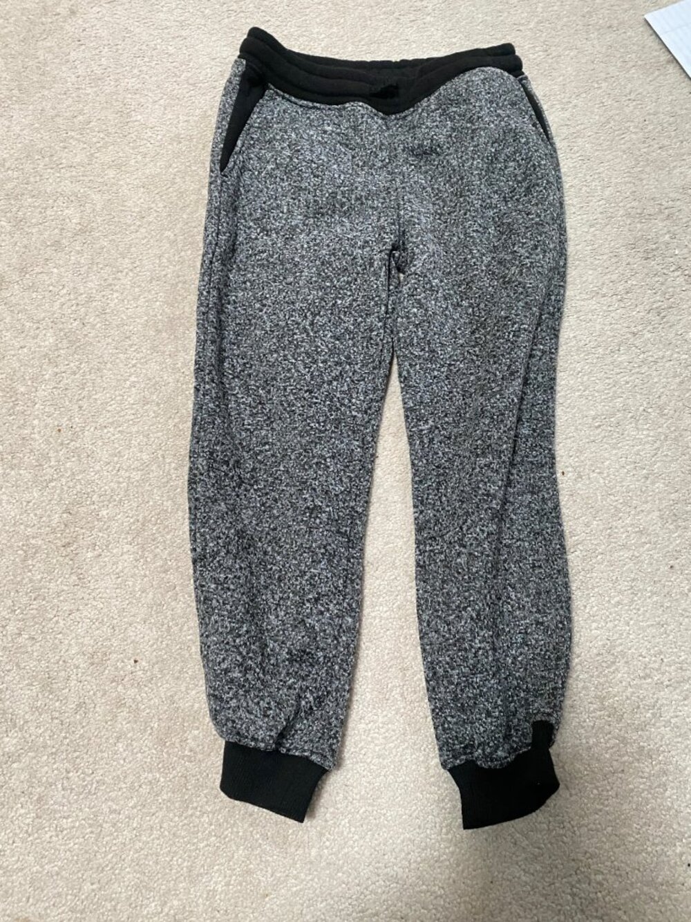 Southpole Joggers Size Lg Kids 26 Waist 20 inseam Lined Very Warm New No Tags.